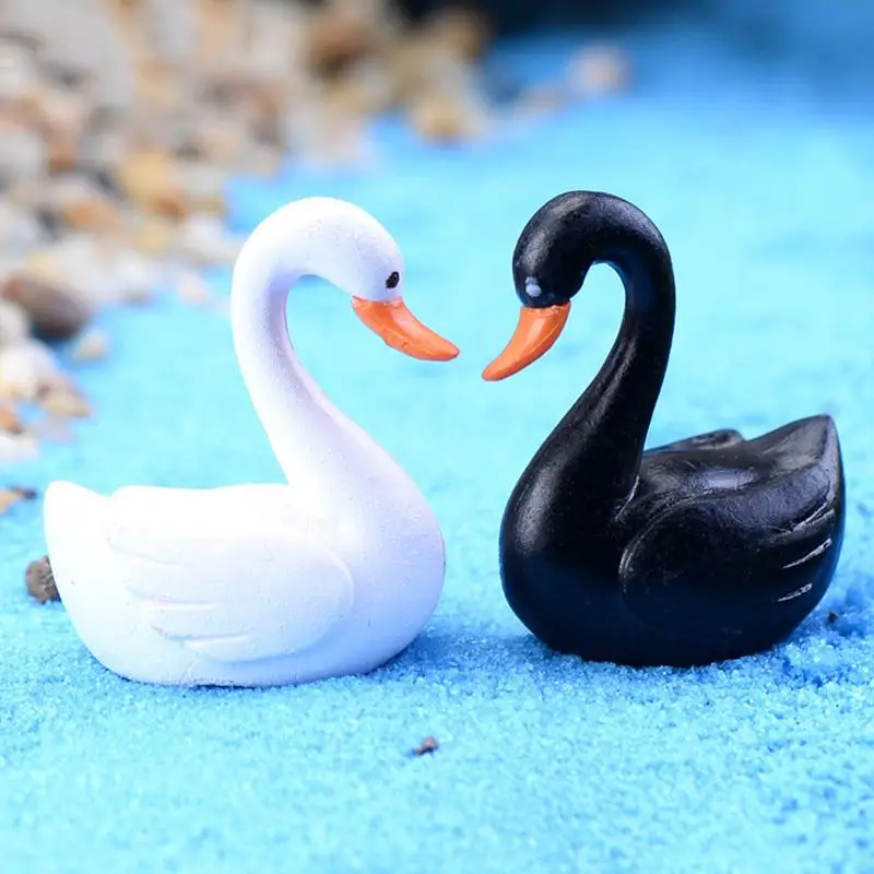 

White Black Swan Garden Doll House Ornament Miniature Figurine Plant Pot Fairy Garden Decor 2 x 2.5cm