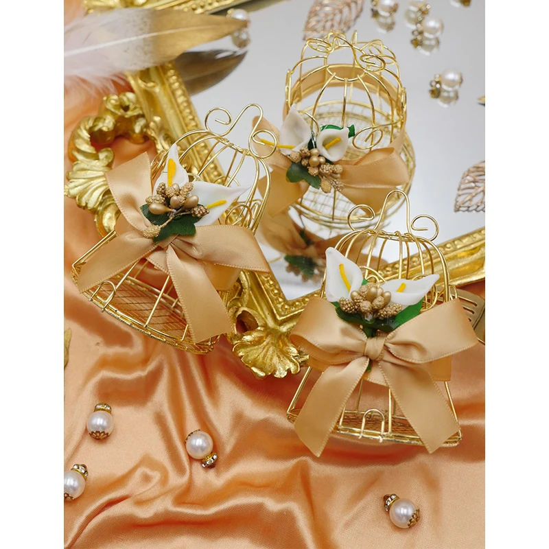 

30pcs Golden Bird Cage Bell Candy Box Tinplate gift bags with handles Chocolate Boxes packaging gift box Wedding Party Supplies
