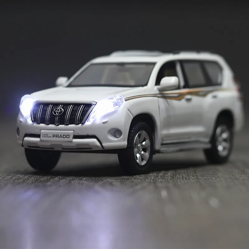 

Bisney 1:32 Toyota Prado Classic Off-road Vehicles Simulation Diecast SUV Alloy Car Model Products In Car Decoration Kids Gifts