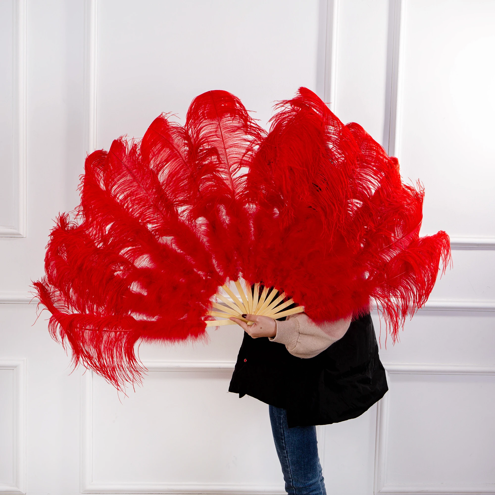 

13 Bars Real Ostrich Feather Fan Big Red Beautiful Dancer Holding a Flexible Fan Marabou for Stage to Match Decorative Plumes