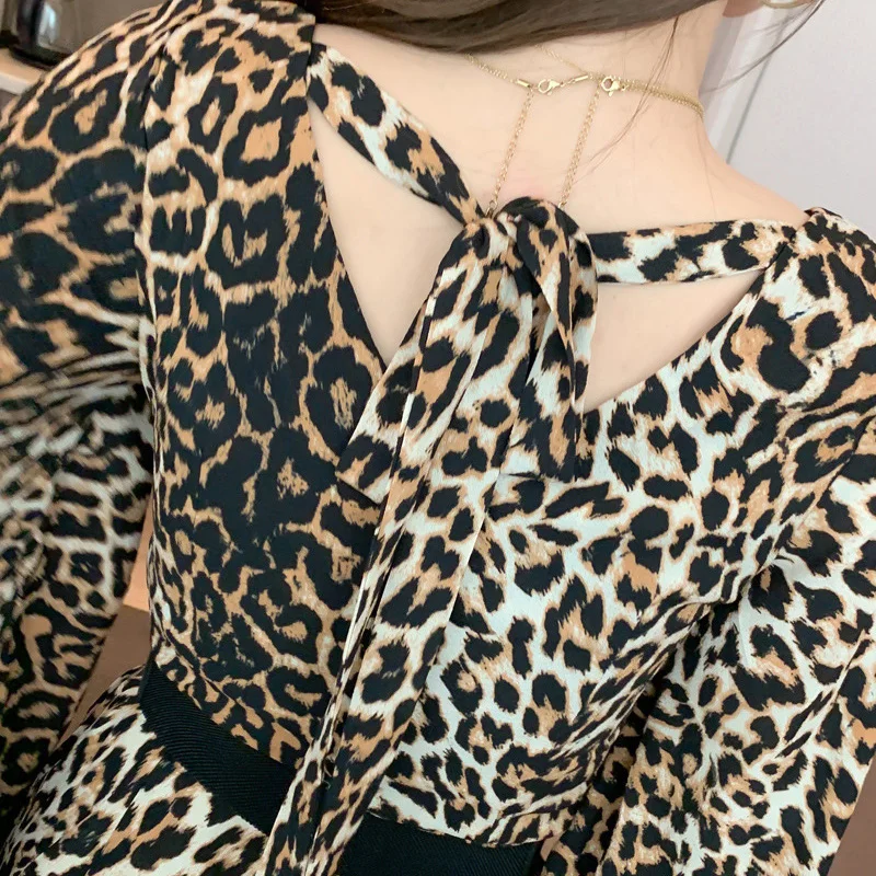 Комбинезон женский с квадратным вырезом пикантный длинный расклешенный ромпер