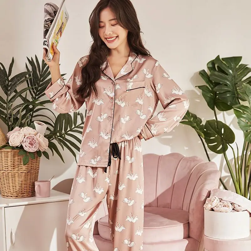 

Swan Maiden Pyjamas Set Women Silk Satin Pajamas Long Sleeve Sleepwear Pijama Pajamas Suit Sleep Lounge Set Loungewear Femme