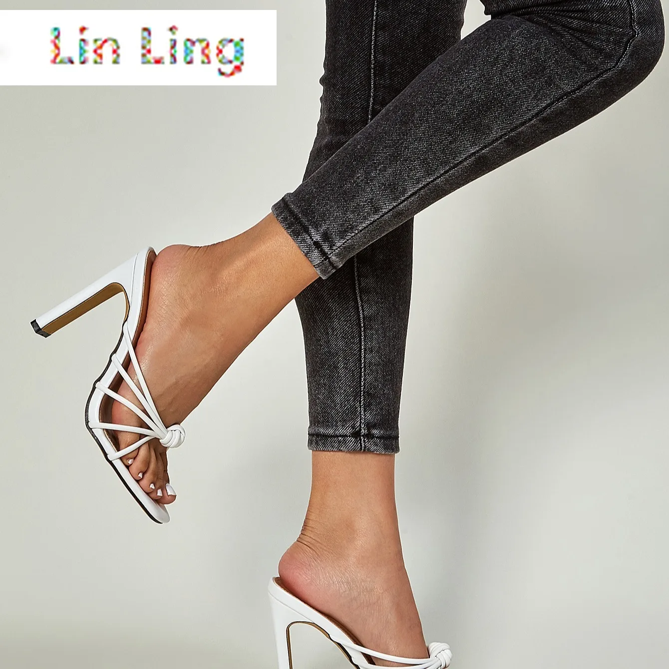 

2021 European and American New Thin Strap High Heel Sandals 35-42 Size