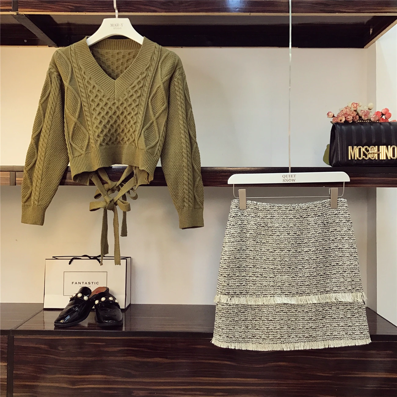 Autumn Slim Skirts Set Women 2 Piece New Retro V-neck Tie Sweater + Fringed Body Skirt Two-piece Suit Conjuntos De Mujer | Женская