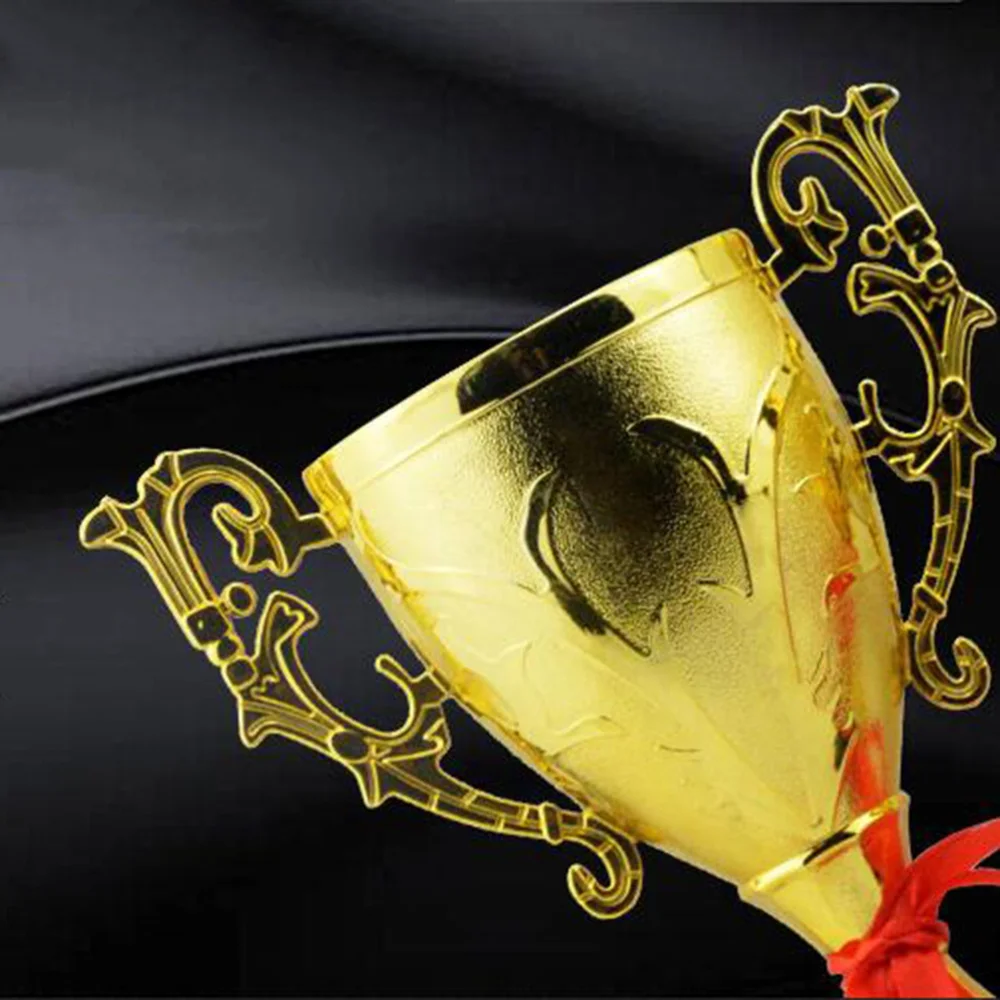 

1PC Golden Creative Award Trophy Reward Prizes Competition Gift Awards Trophy for Ceremony Game Sport Appreciation (21.5