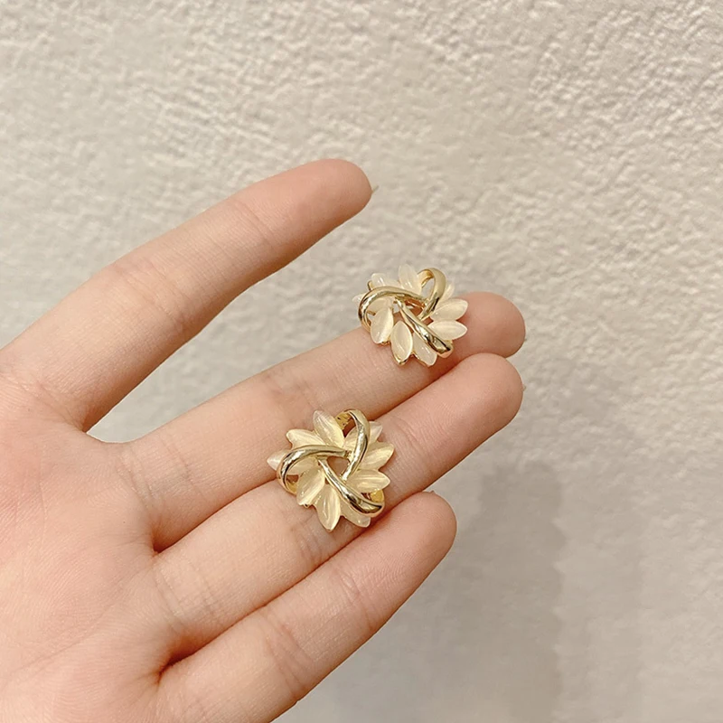

2021 New Creative Flower Branch Shape Earring For Woman Fashion Korean Jewelry Luxury Wedding Party Girl's Unusual Earrings