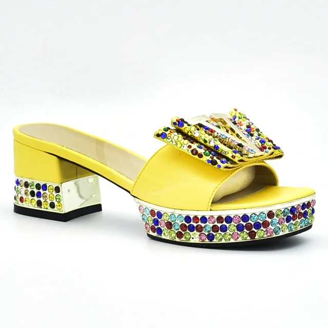 Yellow shoes only Новое поступление, комплект из женской обуви и сумочки в итальянском стиле, комплект из туфель и сумочки для вечеринок, украшенных стразами - Цвет: Yellow shoes only