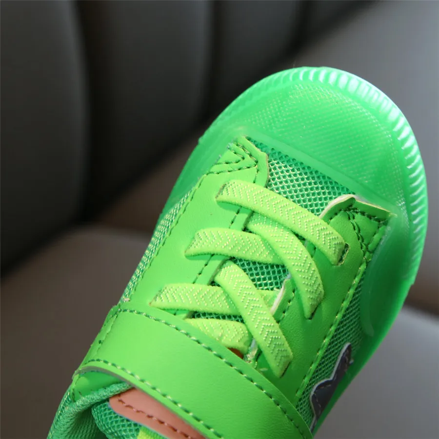 Детские кроссовки яркие флуоресцентные цветные дышащие детские Нескользящие