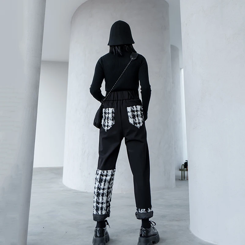 

[EAM] Black Big Pockets Plaid High Elastic Waist Trousers New Loose Fit Pants Women Fashion Tide Spring Autumn 2021 1DD2672