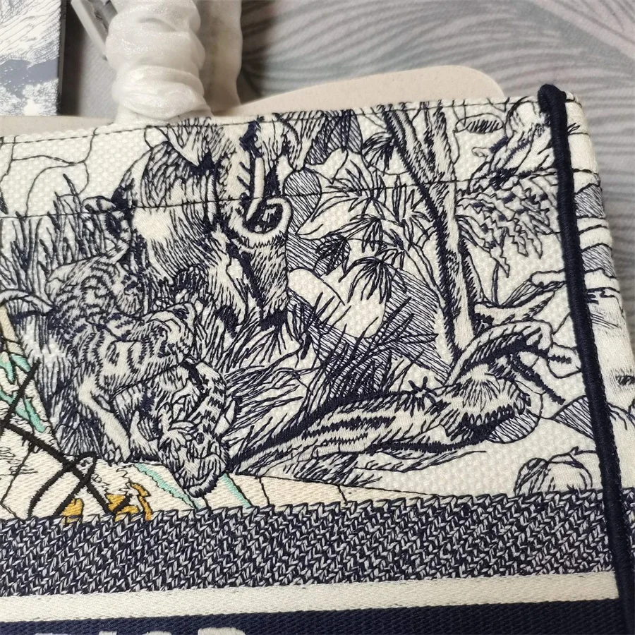 

Luxury Design Straw Tote Bag for Women Handwoven Big Shopping Bag Letter Embroidered Shoulder Bag Fashion Summer Handbag Brand