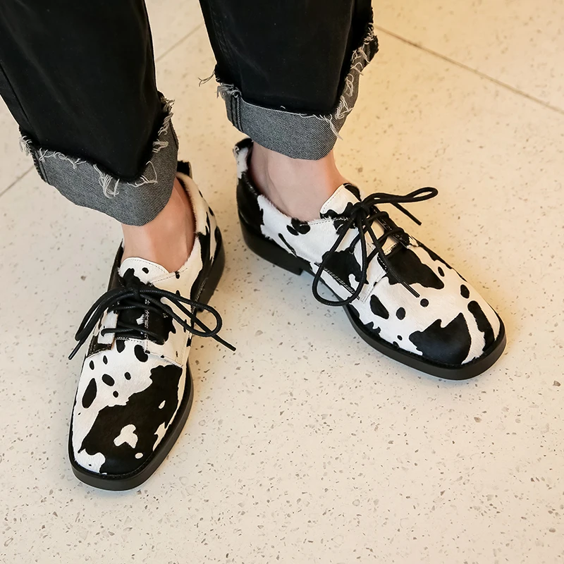 Женские Летние кожаные туфли женские броги женская обувь на плоской подошве