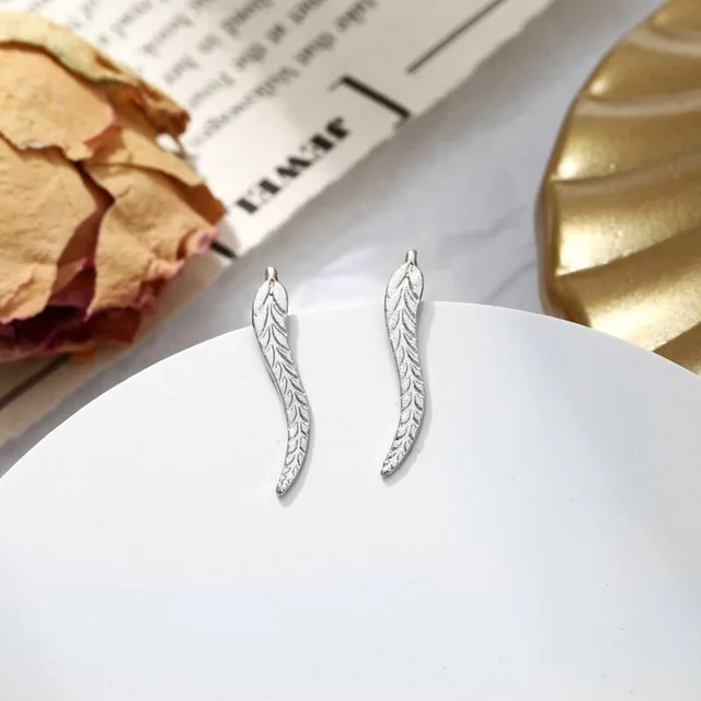 Design 13-silver Новые Креативные лаконичные серьги-гвоздики золотые серебряные геометрические личности дикие простые серьги-гвоздики женские цена 24 стиля - Окраска металла: Design 13-silver