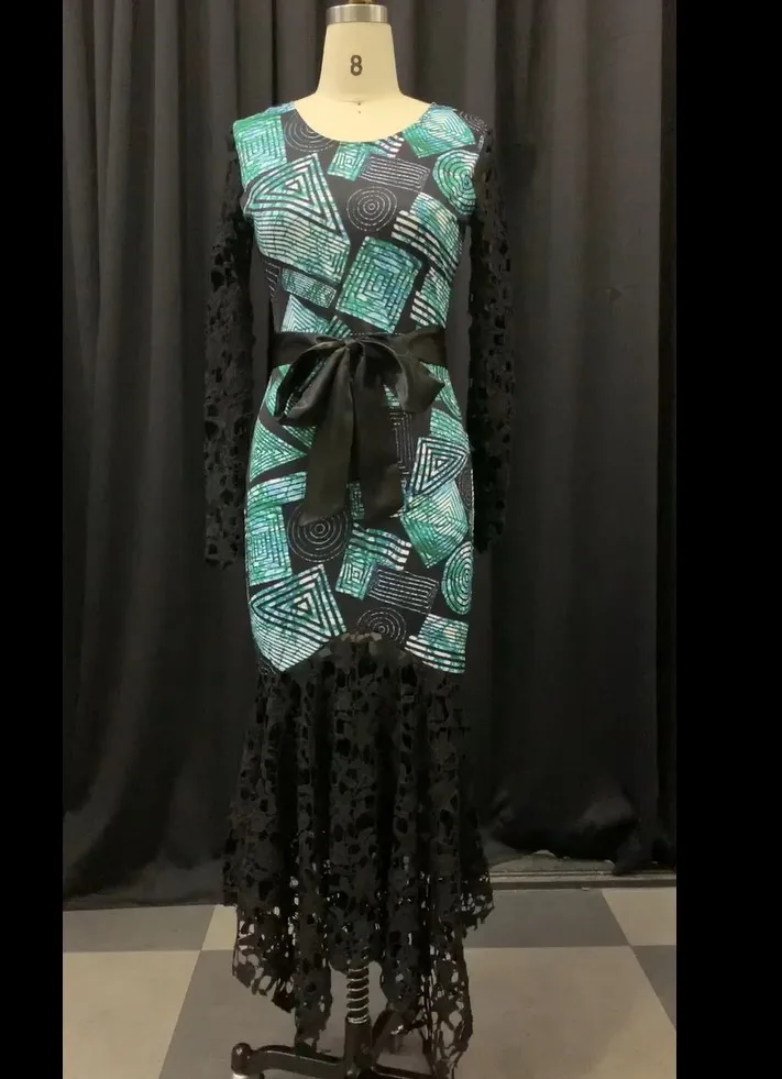 Женское ажурное платье макси с кружевным подолом элегантное облегающее Зеленое