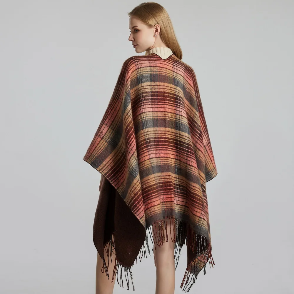 

Scottish Classic Color Autumn Winter Plaid Cape Cape With Cashmere Tassel And Warm Split Women Shawl