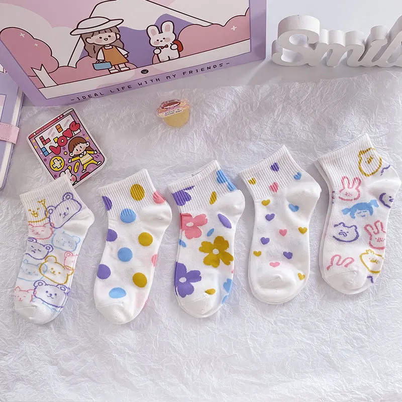 

1 пара женских асимметричных модных удобных коротких носков с забавным мультяшным рисунком милых кроликов цветов фруктов для влюбленных но...