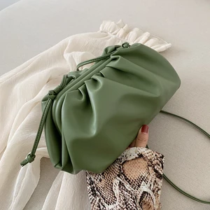 Одноцветные сумки через плечо из искусственной кожи для женщин 2020, маленький клатч, Женская Роскошная простая сумка на плечо, дорожные сумки