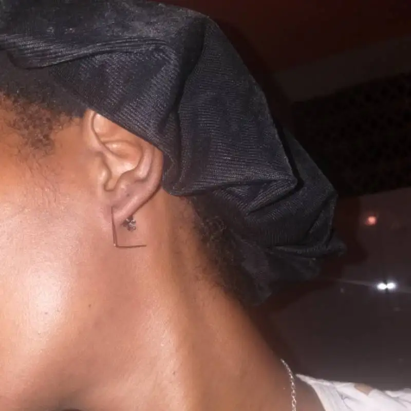 Серьги-гвоздики в европейском стиле для мужчин и женщин Простые открытые