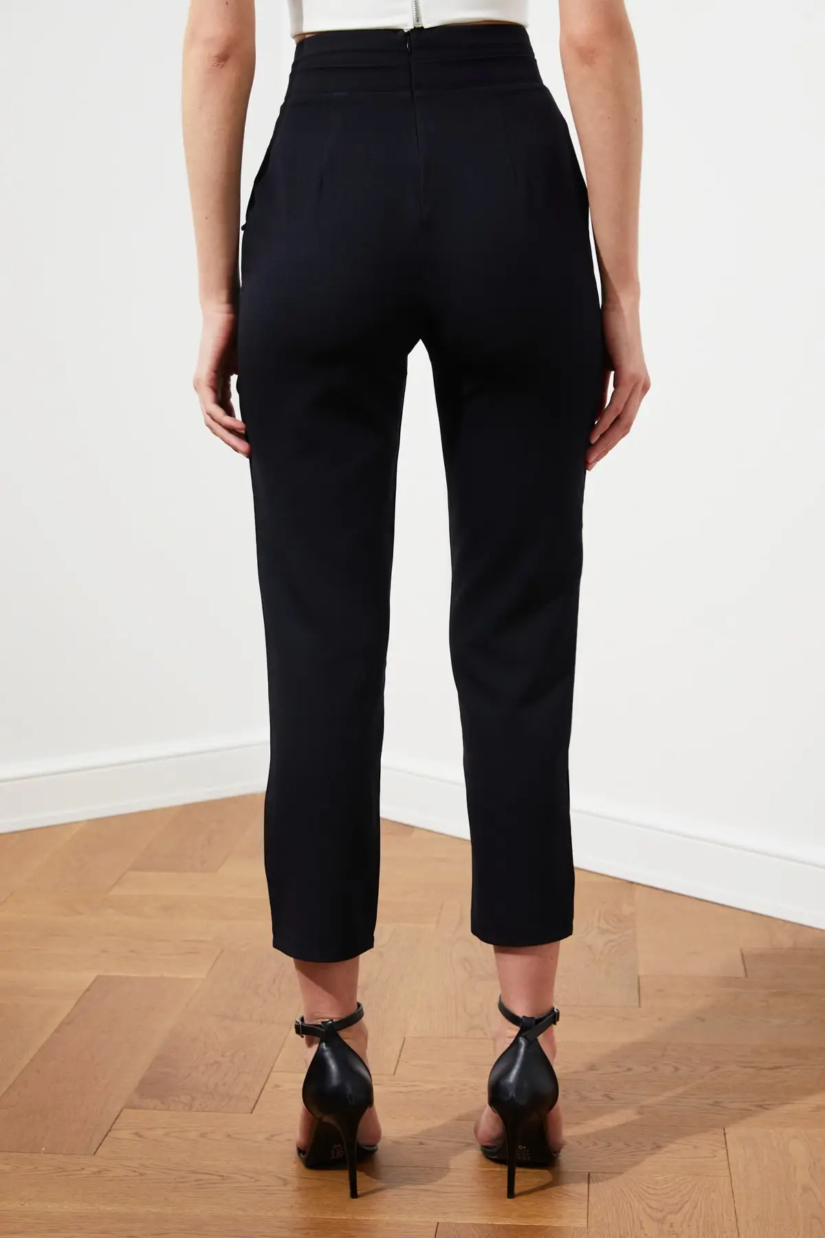 

Trendyol Button Detail Pants TPRSS21PL0275