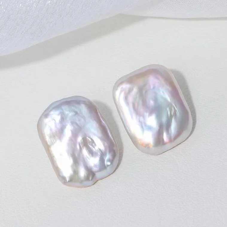 Серьги-гвоздики с натуральным жемчугом барокко антиаллергенные квадратные 14-19