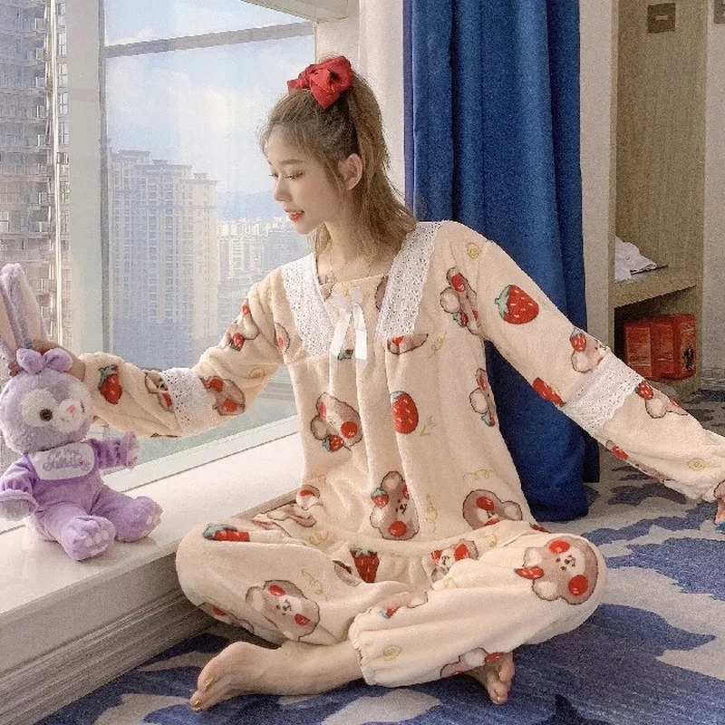 

2021 New Winter Pajamas Women Flannel Long Sleeve Warm Pajamas Cartoon Strawberry Bear Set Girls' Warm Household Clothes