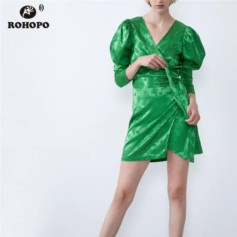ROHOPO мини платье с v образным вырезом и поясом пышное длинным рукавом Осеннее