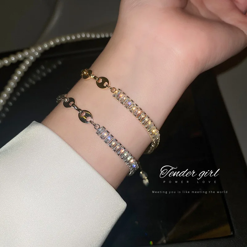 

New Fashion Personality Geometric Inlaid Hao Stone Super Flash Bracelet Female Temperament Wild Bracelet Trend Party Jewelry