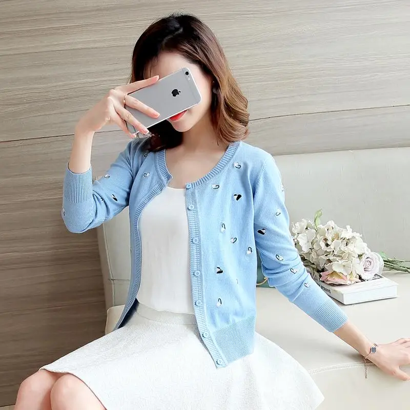 

Embroidered knitting cardigan coat women's spring and autumn new round neck loose short sweater with small shawl top
