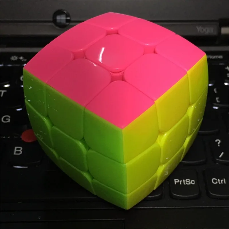 YUXIN Профессиональная 3x3x3 хлеба Невидимый волшебный куб головоломка на скорость 3x3 куб обучающий игрушка или хороший подарок