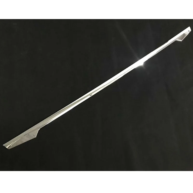 Хромированная накладка на заднюю крышку багажника Накладка для номерного знака