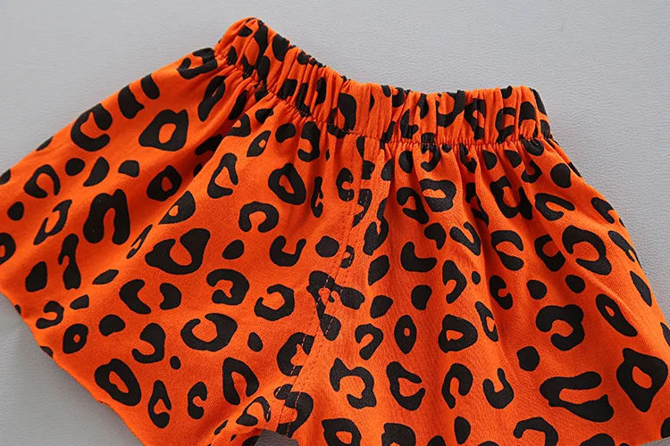 

Summer girl Clothes 0-4y baby Girls Clothes suits leopard print round neck short-sleeved T-shirt +five-point pants two-piece Set