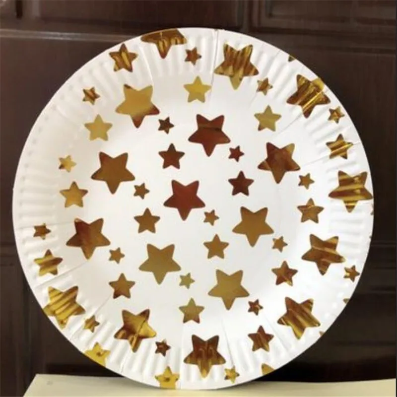 Бумажные стаканчики и тарелки с золотыми серебряными полосками в горошек 10