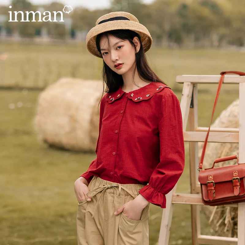 

INMAN Spring Autumn Fresh Embroidered Sleeve Peter pan Collar Wavy Flounce with Long Sleeve Cotton Blouse