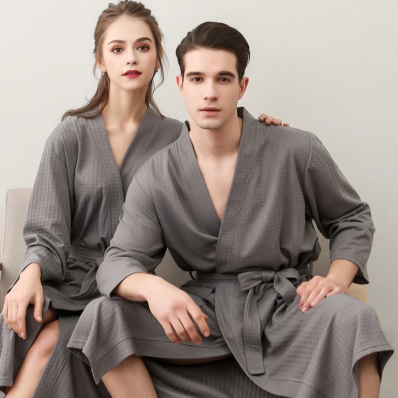 

Spring and summer thin section couple black bathrobe color yarn is slightly harder