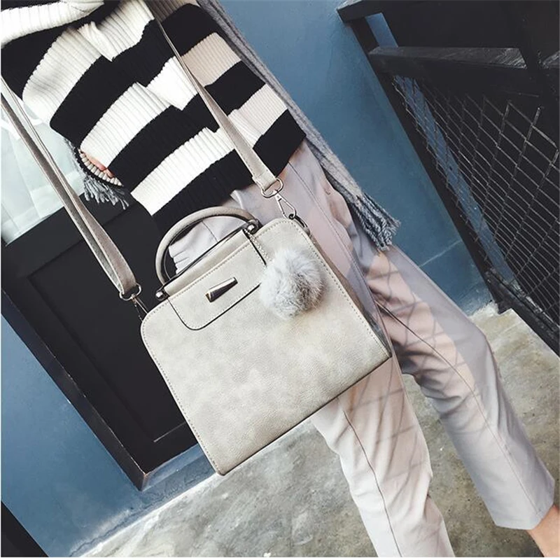 

Hot Sale Handbag Women Casual Tote Bag Female Large Shoulder Messenger Bags High Quality PU Leather Handbag With Fur Ball Bolsa