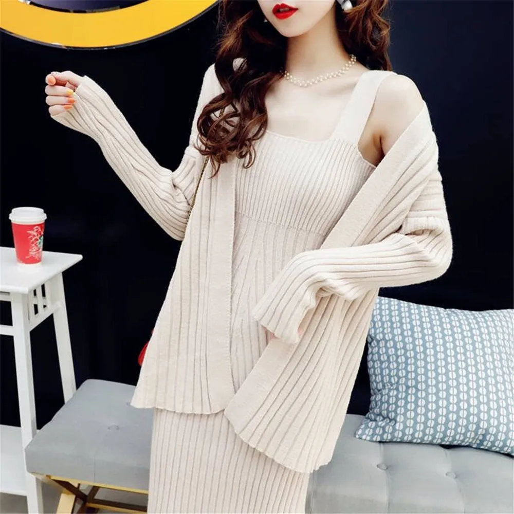 

2021 New High quality winter Women's Casual Long Sleeved Cardigan + Suspenders Sweater Vest Dress Two Piece Runway Dress Suit