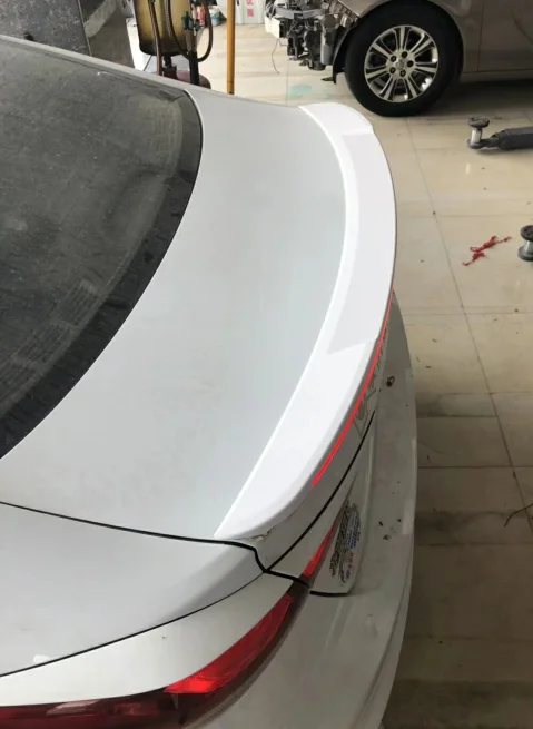 Для hyundai Elantra спойлер светодиодный светильник стример ABS Материал задний Багажник крыло праймер цвет задний спойлер