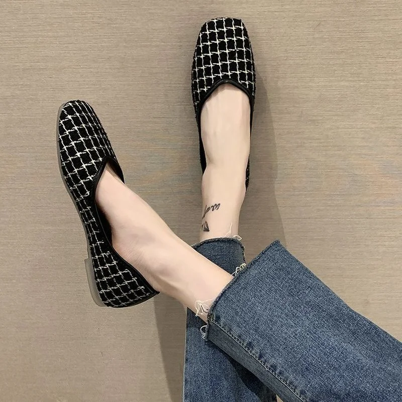 

Квадратная маленькая клетчатая дышащая обувь с закрытым носком 2021 с плоской подошвой женская бабушка туфли ковш