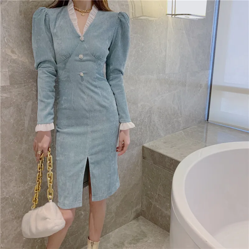 

Женское вельветовое платье-карандаш с V-образным вырезом и рукавами-фонариками