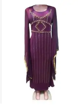 Женское платье с длинным рукавом украшенное стразами и бусинами в европейском