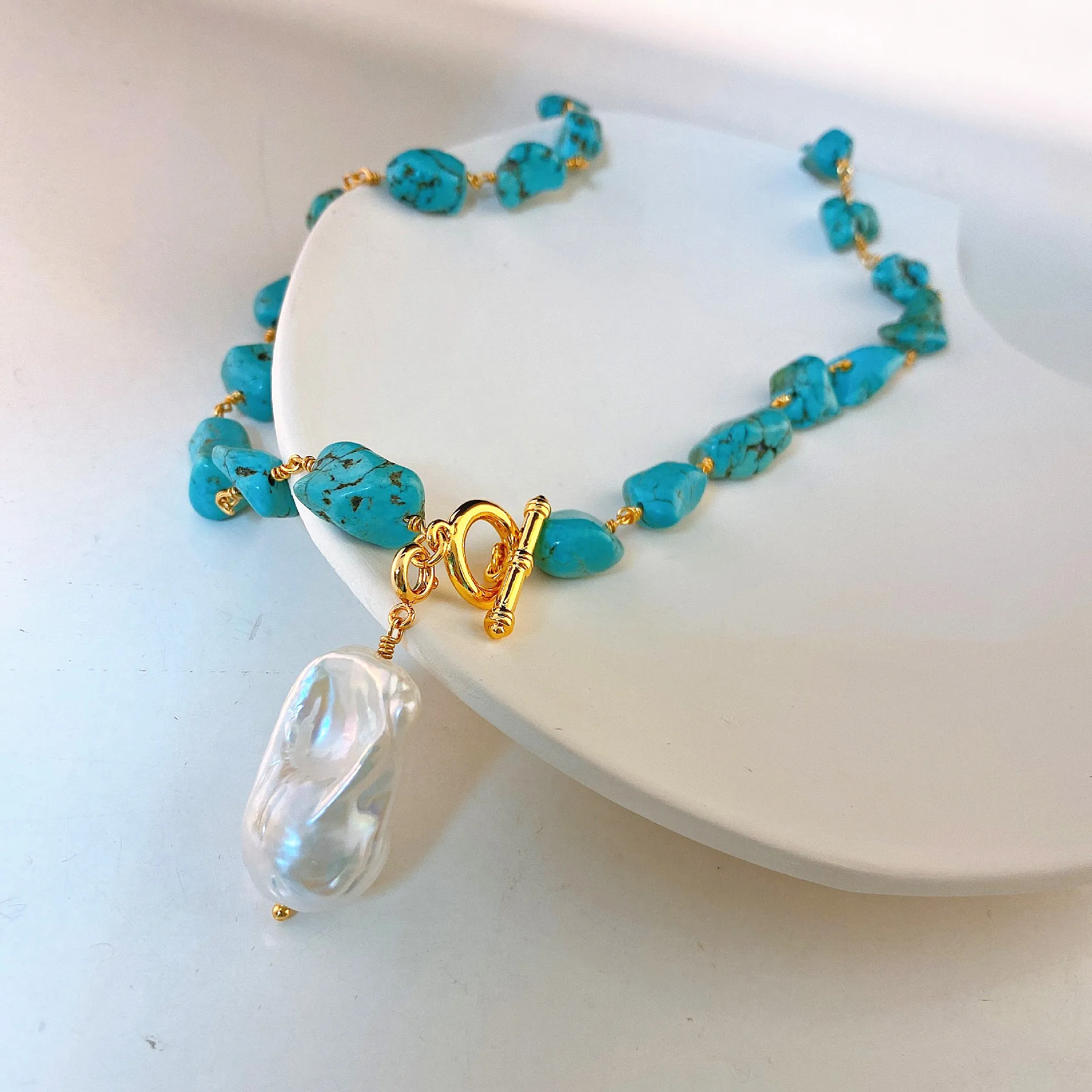 

Natural Quartz Stone Irregular Green Turquoises Baroque Pearl Choker Necklace Energy Bead Necklace Women Collar Fashion Jewelry