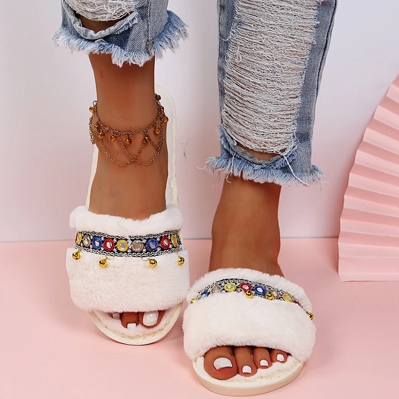 

2021 New Winter Luxury Rhinestone Women Warm Fur Slippers Cozy Fluffy Furry Slides Flat Indoor Slides Design Home Shoes Ladies