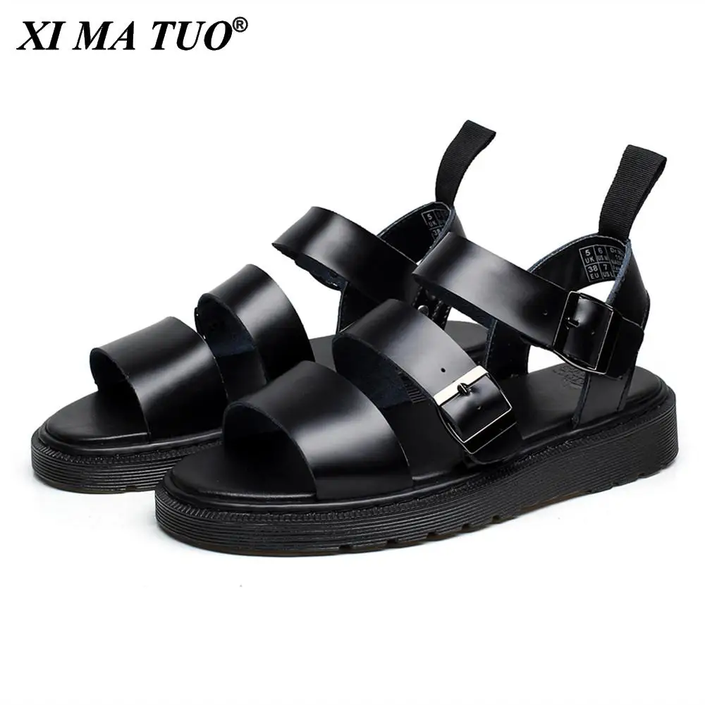 

2021 Men's Martinss Shoes Summer New Style Outdoor Non-slip Breathable Men Fashion Trend Black Beach Shoes Casual Sandals Men