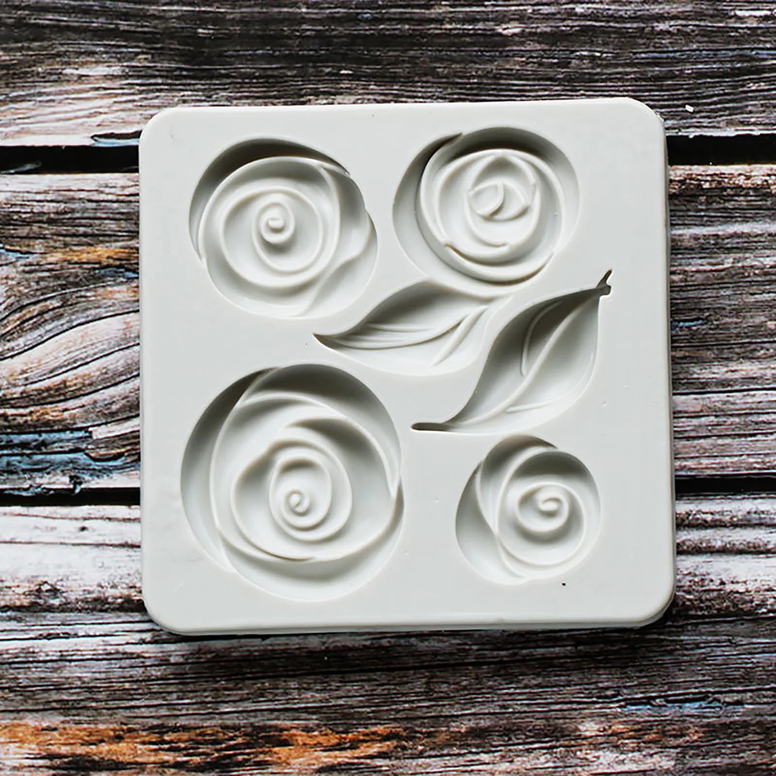 

Love Cake Mold Silicone Heart Chocolate Mold Sugar Cake Mold Baking Tools