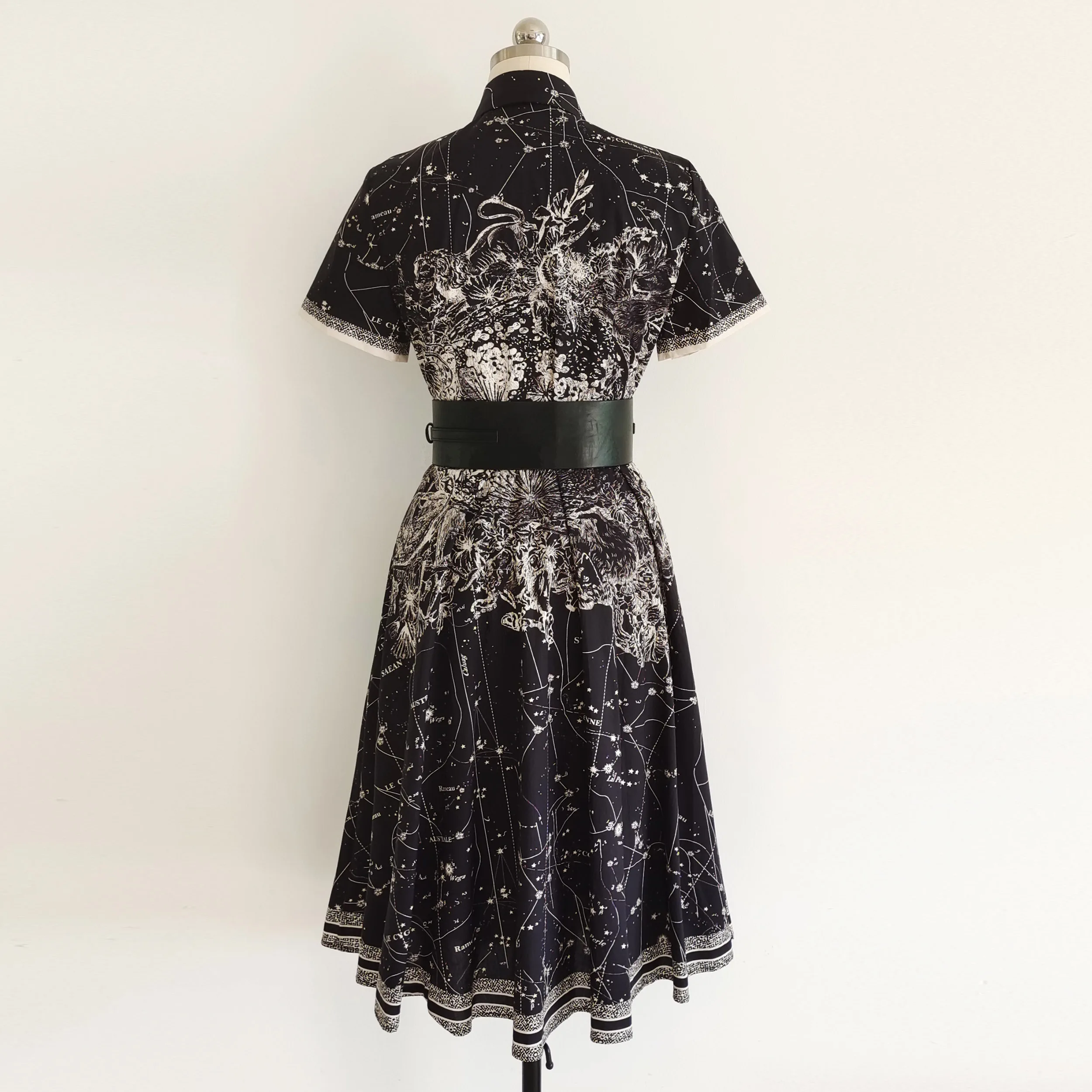 

Big brand cotton 3D printing belt loose pleated dress 2021New summer ladies short sleeve fashion party office tutu skirt Bing XL