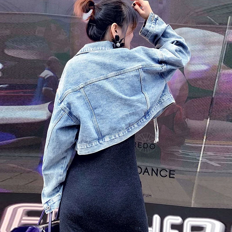 Джинсовая куртка женская с цветочной вышивкой винтажная свободная синяя