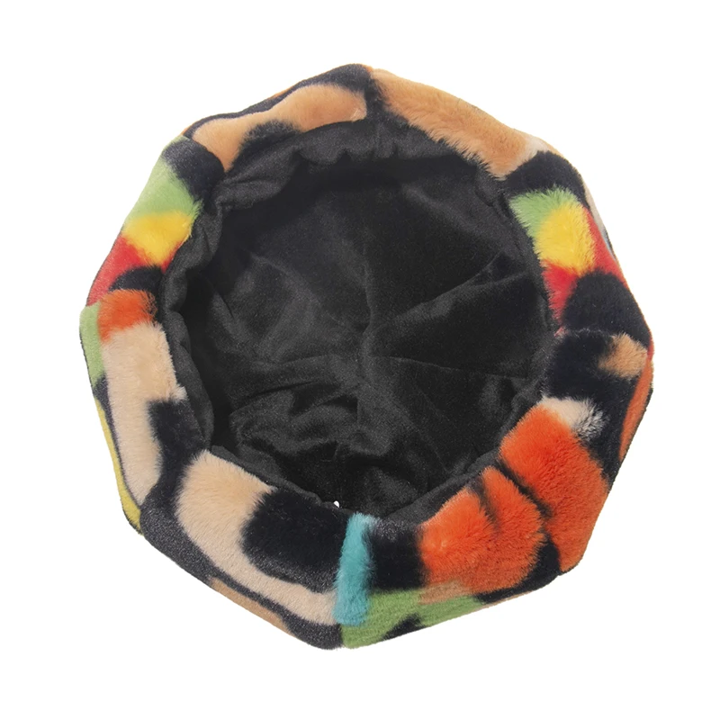 Берет FOXMOTHER из искусственного меха с радужным буквенным узором женский зимний |