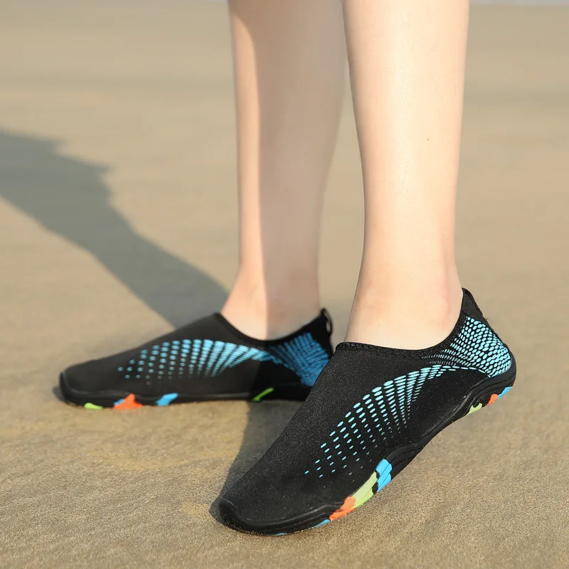 Новый стиль летние мужские и женские пляжные туфли для плавания мальчиков