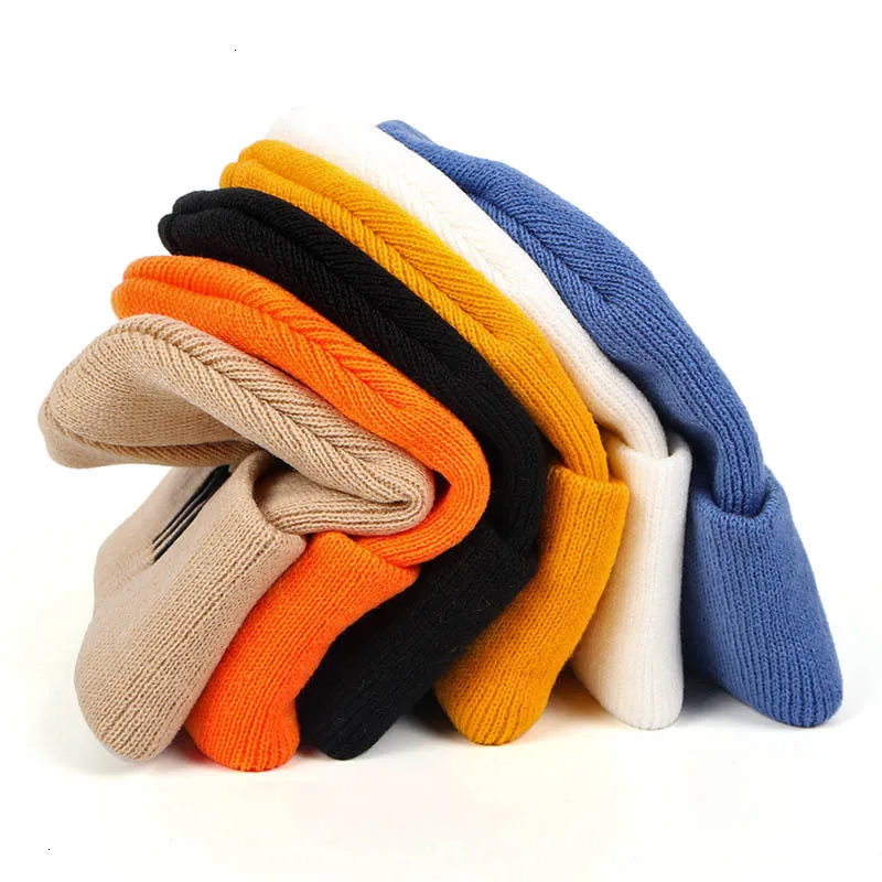 Вязаная крючком шапка с милой улыбкой Новинка Осень 2019 однотонные теплые шапочки