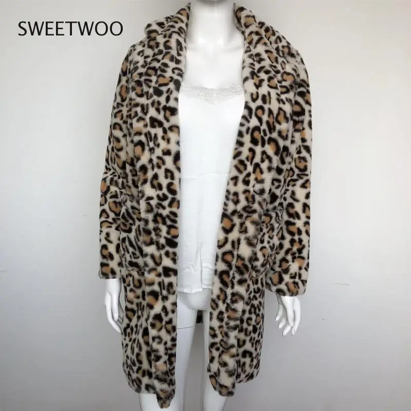 Зимняя утепленная леопардовая куртка Женское пальто средней длины из