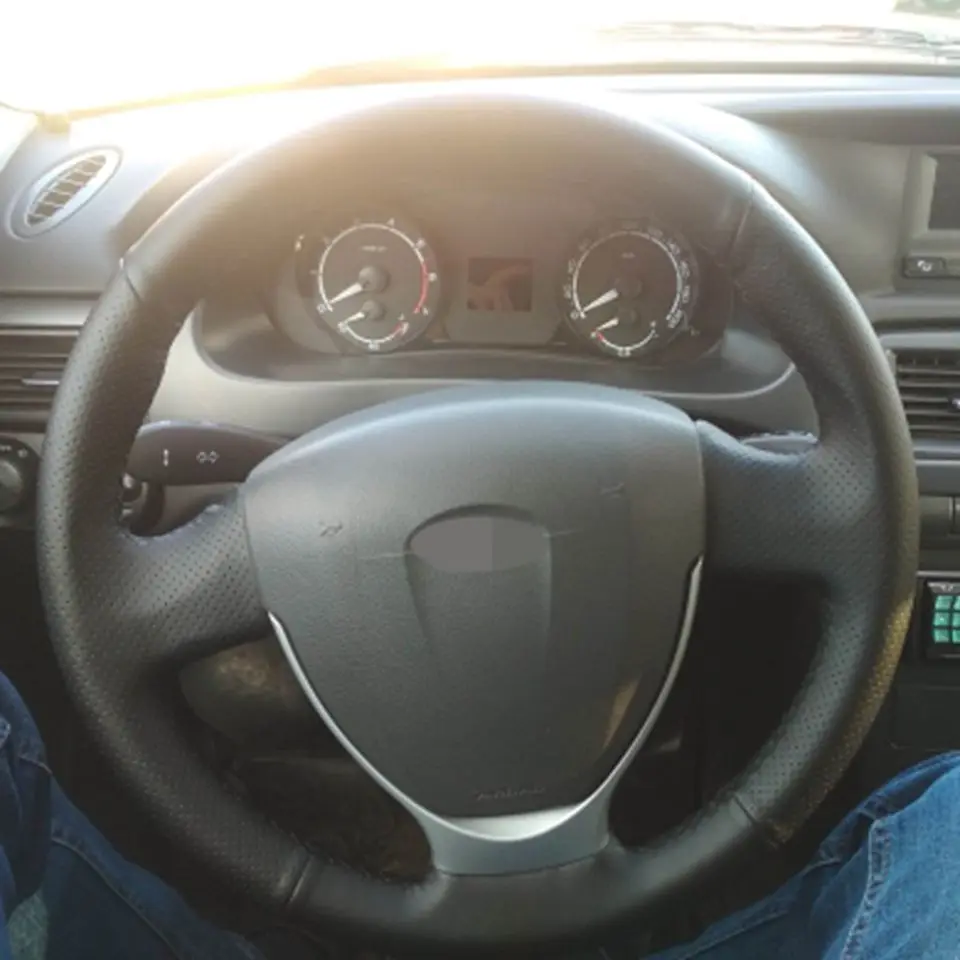 Ручная сшитая черная крышка рулевого колеса из натуральной кожи для Lada Priora 2013- Kalina 2 2013- автомобильные аксессуары